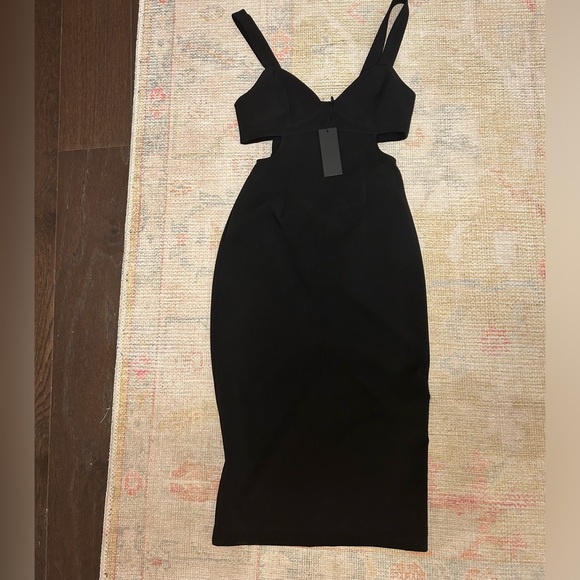 NWT GIANNI BINI HOPE CREPE SWEETHEART MIDI DRESS - Picture 3 of 3